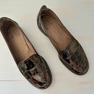 Stuart Weitzman - size 6.5M Hero Black Croco Loafers